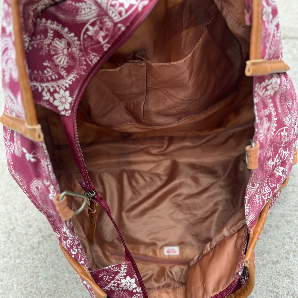 Mossimo Boho Paisley Tote Bag Maroon Canvas Leather Trim XL Shoulder Bag Vintage - Picture 5 of 7